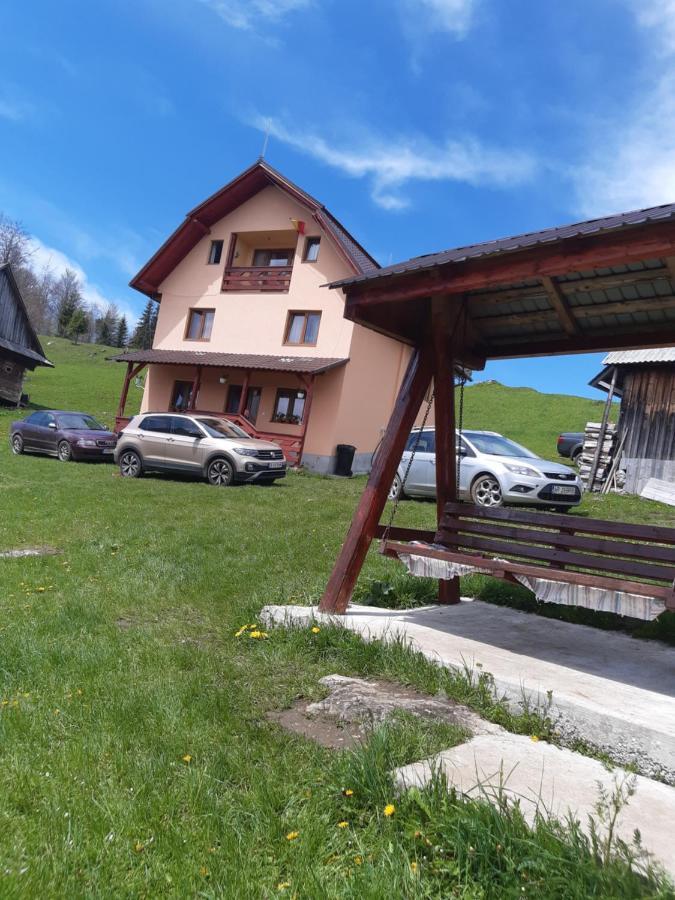 Cabana Gabriela Gîrda de Sus Exteriör bild